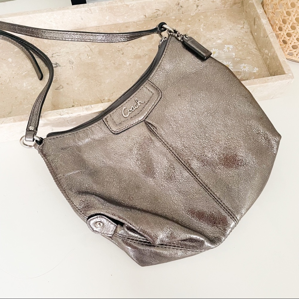 Coach / Silver Crossbody Bag Gem